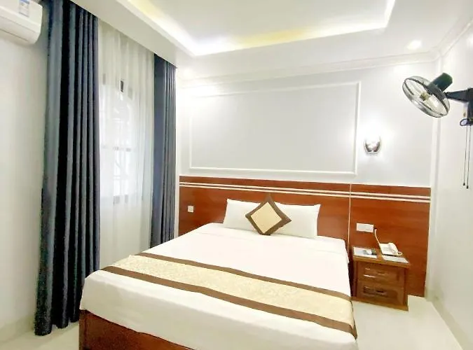 Emerald Khách sạn Hạ Long