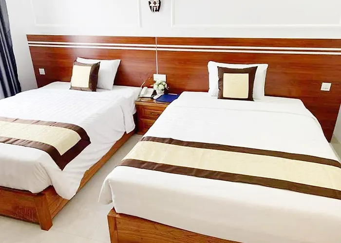 Emerald Khách sạn 3*