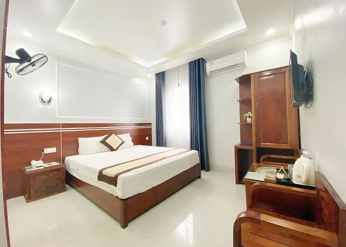 Khách sạn Emerald Hạ Long