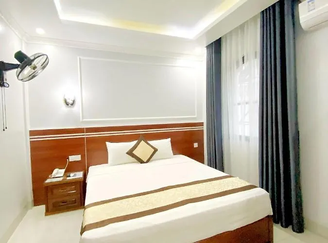 Emerald 3* Hạ Long